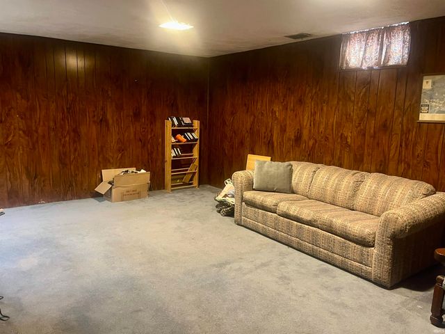 19373 Pasadena Avenue, South Bend, IN 46614