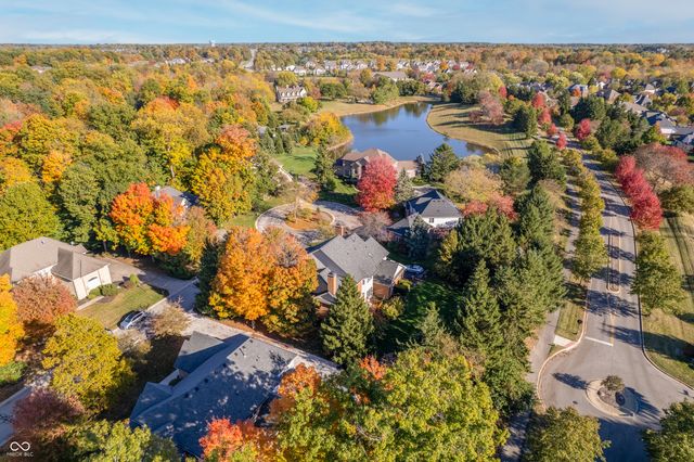 4483 Thicket Trace, Zionsville, IN 46077