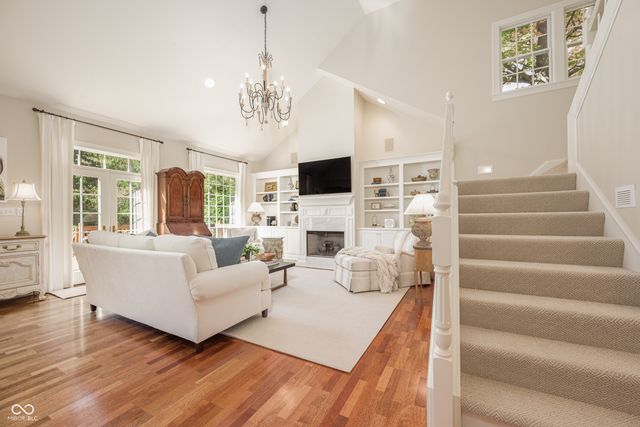 4483 Thicket Trace, Zionsville, IN 46077