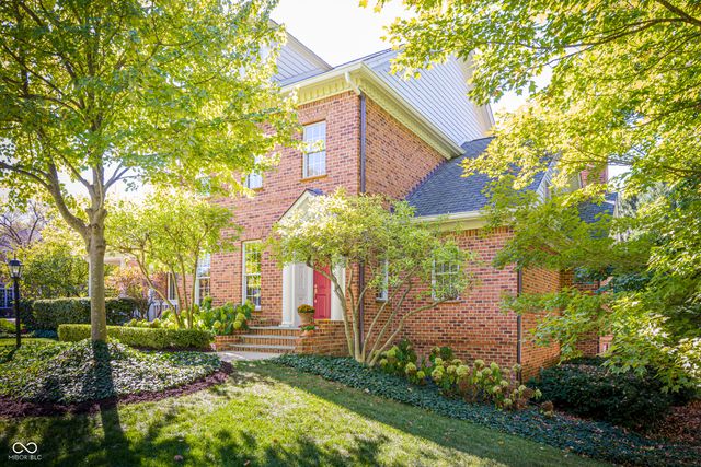 4483 Thicket Trace, Zionsville, IN 46077