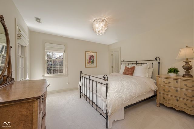 4483 Thicket Trace, Zionsville, IN 46077