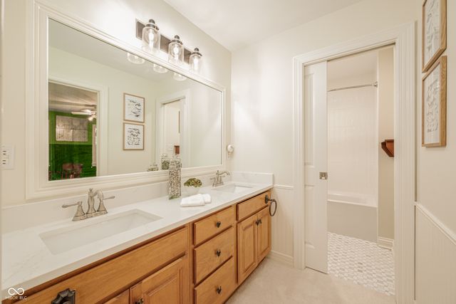 4483 Thicket Trace, Zionsville, IN 46077