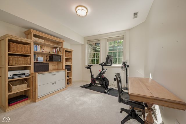 4483 Thicket Trace, Zionsville, IN 46077