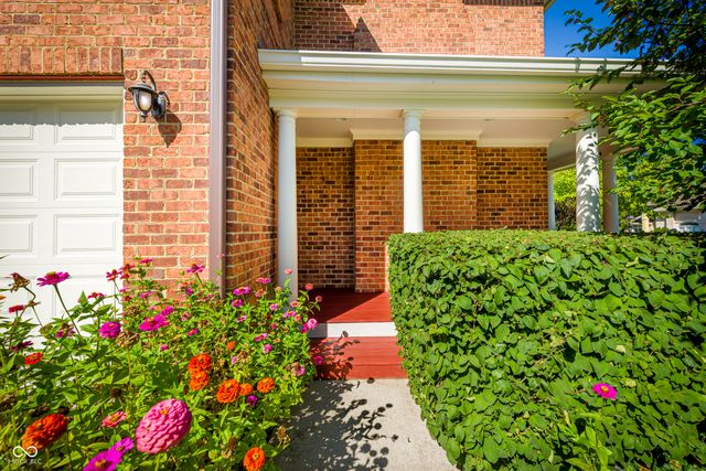 4483 Thicket Trace, Zionsville, IN 46077