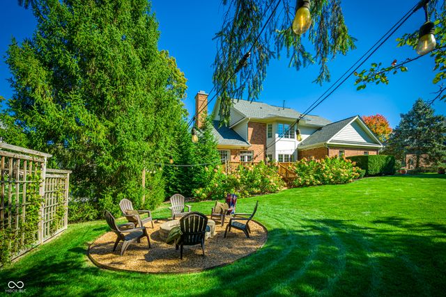 4483 Thicket Trace, Zionsville, IN 46077