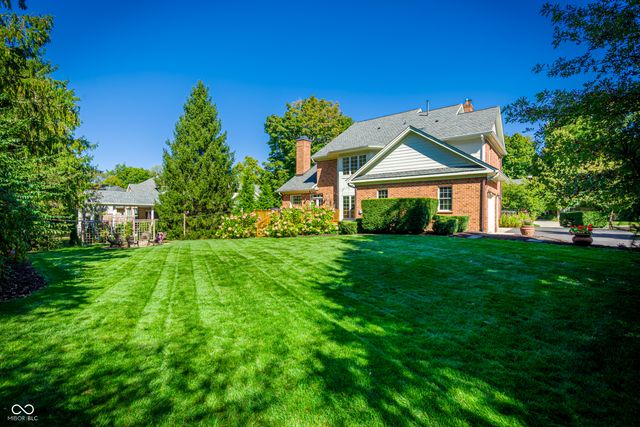 4483 Thicket Trace, Zionsville, IN 46077