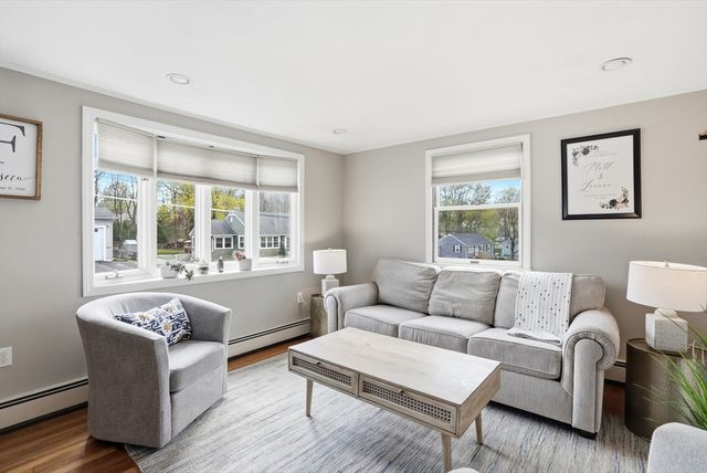 11 Roseen Ave, Weymouth, MA 02188
