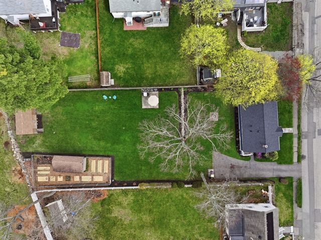 11 Roseen Ave, Weymouth, MA 02188
