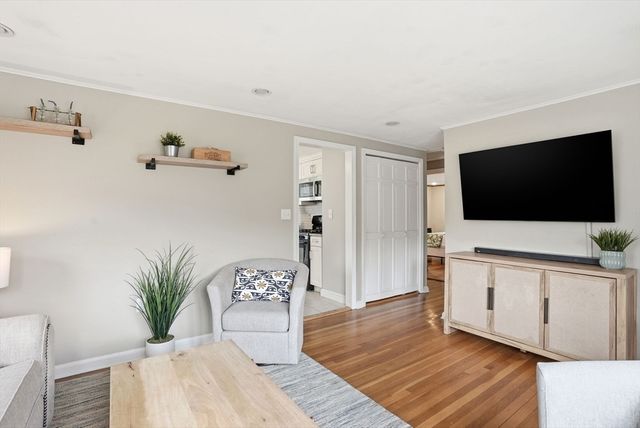 11 Roseen Ave, Weymouth, MA 02188