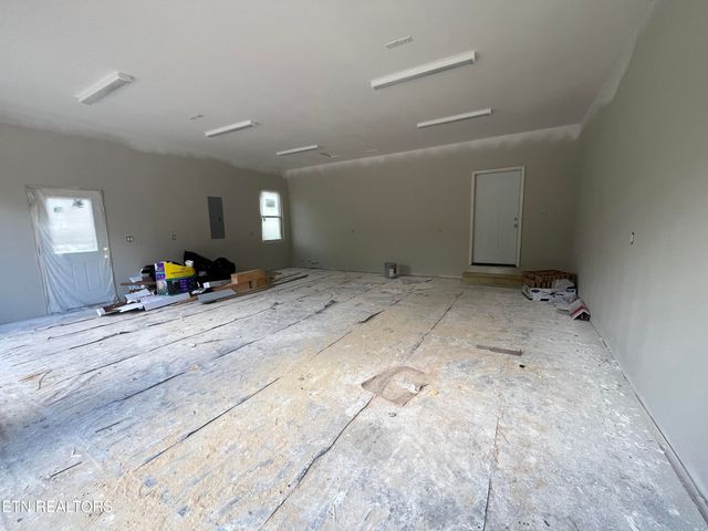 382 St George Drive, Crossville, TN 38558