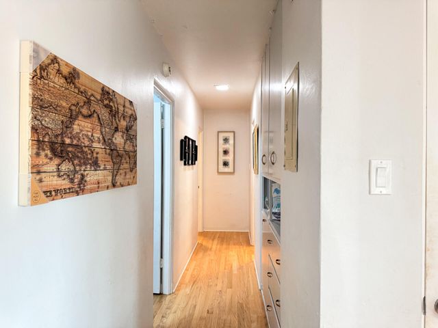 1516 Columbia Drive NE, Albuquerque, NM 87106