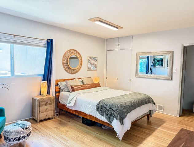 1516 Columbia Drive NE, Albuquerque, NM 87106