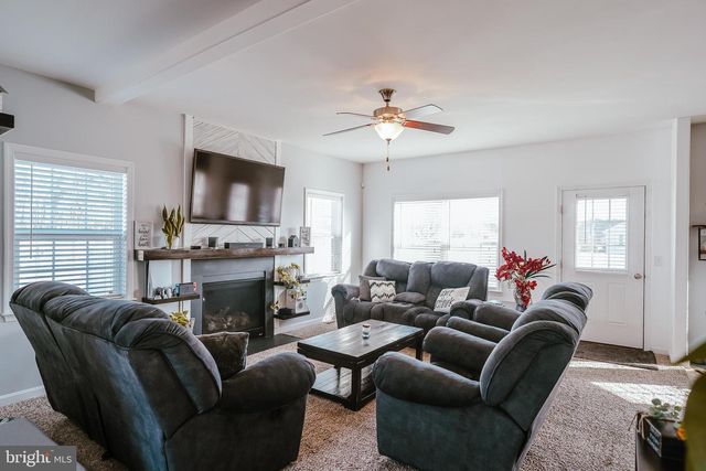 23 SPRING DALE LN, Felton, DE 19943