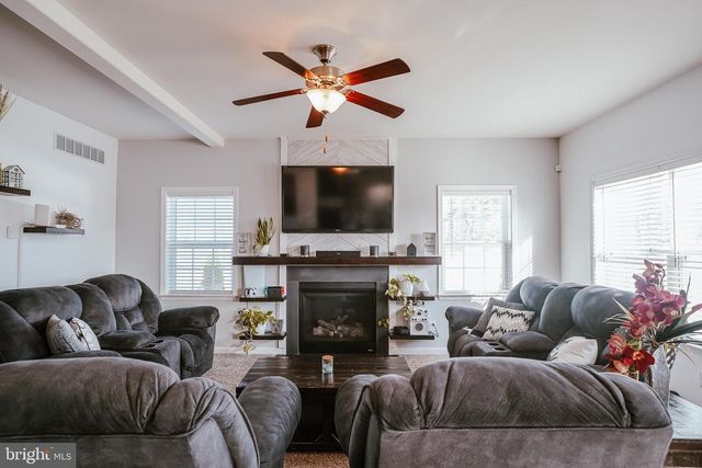 23 SPRING DALE LN, Felton, DE 19943