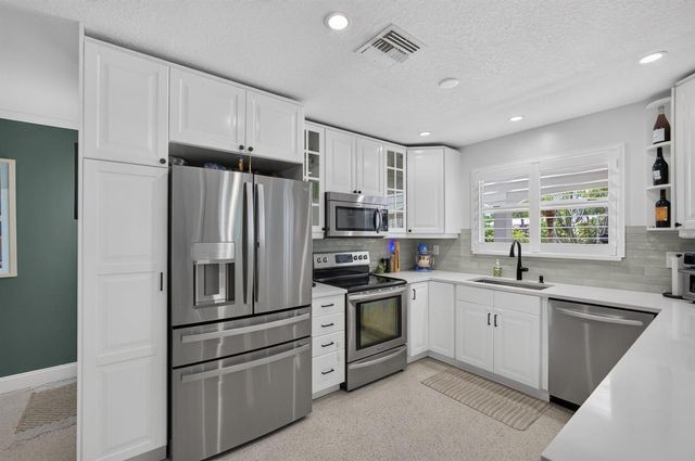 213 Fordham Drive, Lake Worth, FL 33460