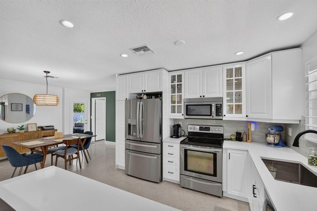 213 Fordham Drive, Lake Worth, FL 33460