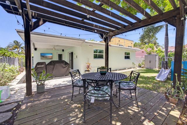 213 Fordham Drive, Lake Worth, FL 33460