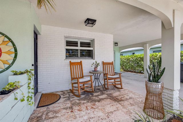 213 Fordham Drive, Lake Worth, FL 33460