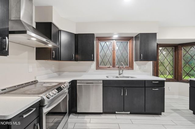 26430 Hull Prairie Road, Perrysburg, OH 43551