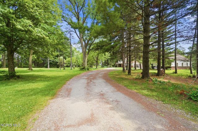 26430 Hull Prairie Road, Perrysburg, OH 43551