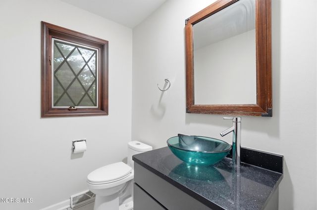 26430 Hull Prairie Road, Perrysburg, OH 43551