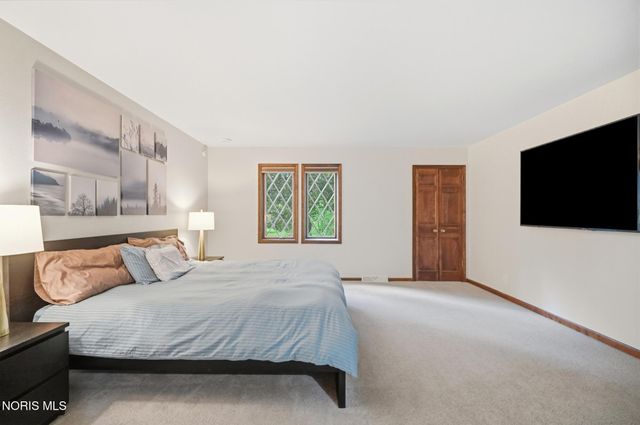26430 Hull Prairie Road, Perrysburg, OH 43551