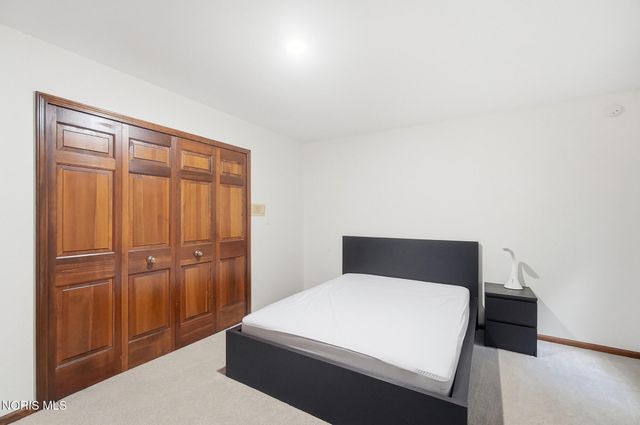 26430 Hull Prairie Road, Perrysburg, OH 43551