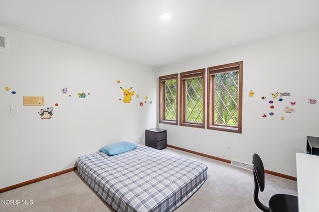 26430 Hull Prairie Road, Perrysburg, OH 43551