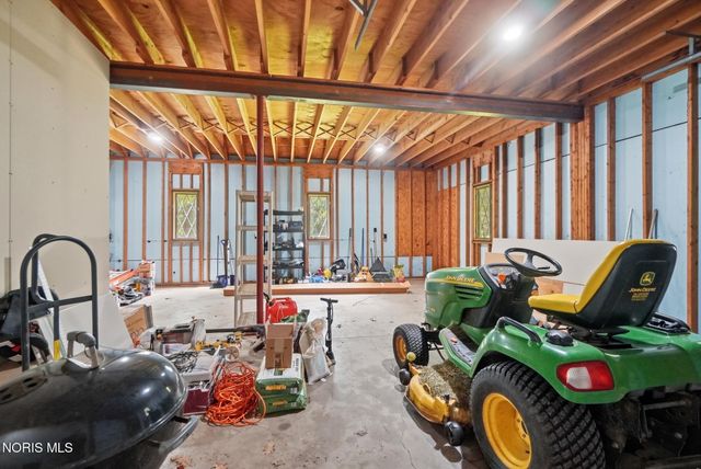 26430 Hull Prairie Road, Perrysburg, OH 43551