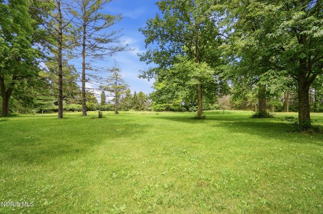 26430 Hull Prairie Road, Perrysburg, OH 43551
