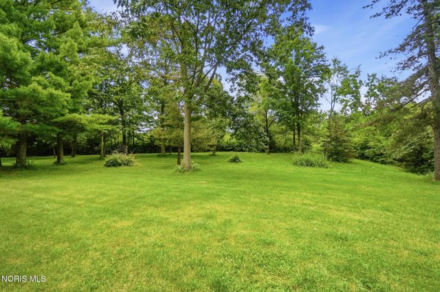 26430 Hull Prairie Road, Perrysburg, OH 43551