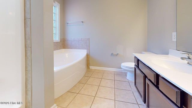 108 Braeburn Boulevard, Richlands, NC 28574