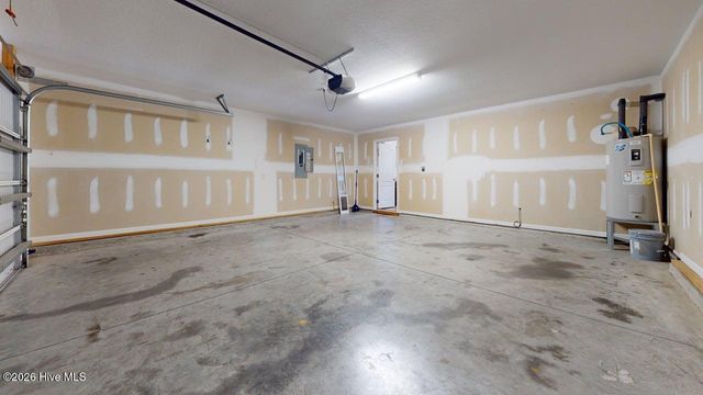 108 Braeburn Boulevard, Richlands, NC 28574