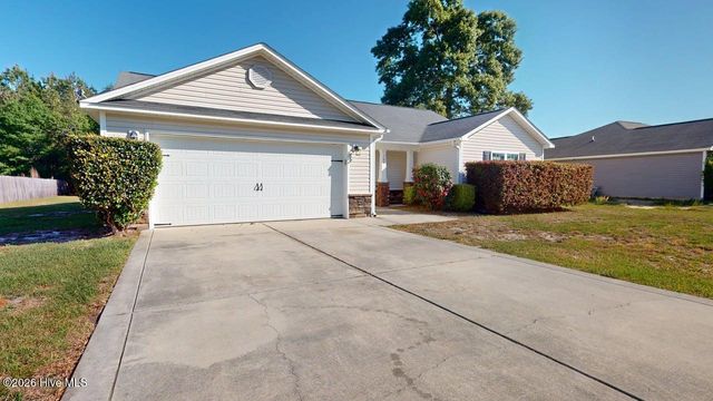 108 Braeburn Boulevard, Richlands, NC 28574