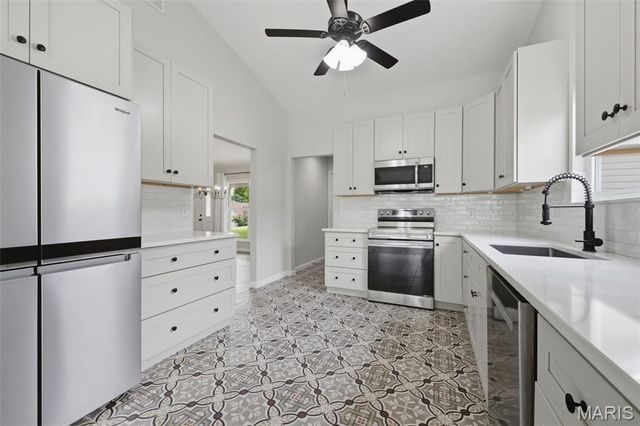 201 Hara Lane, Washington, MO 63090