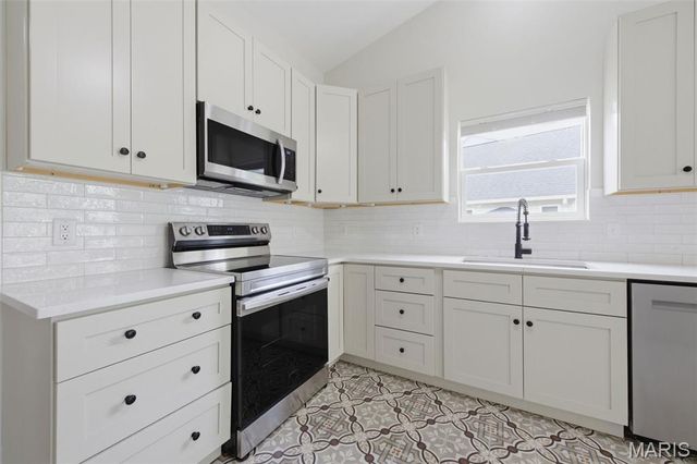 201 Hara Lane, Washington, MO 63090