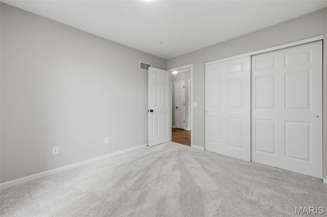201 Hara Lane, Washington, MO 63090