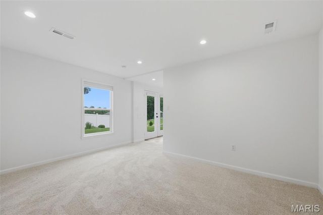 201 Hara Lane, Washington, MO 63090
