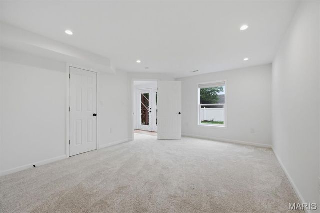 201 Hara Lane, Washington, MO 63090