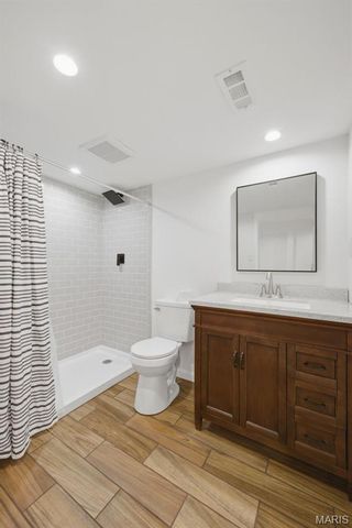 201 Hara Lane, Washington, MO 63090