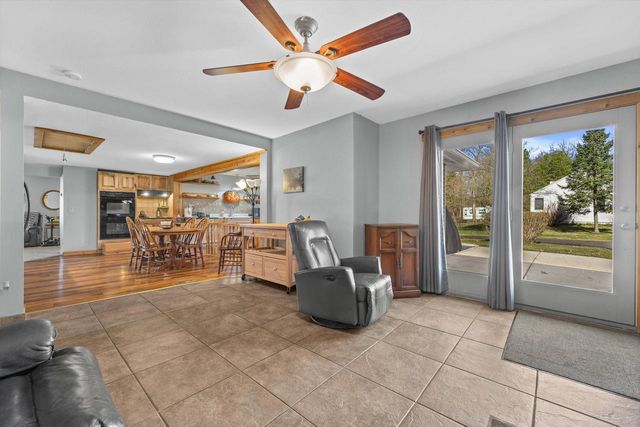 N9056 E Miramar DRIVE, East Troy, WI 53120