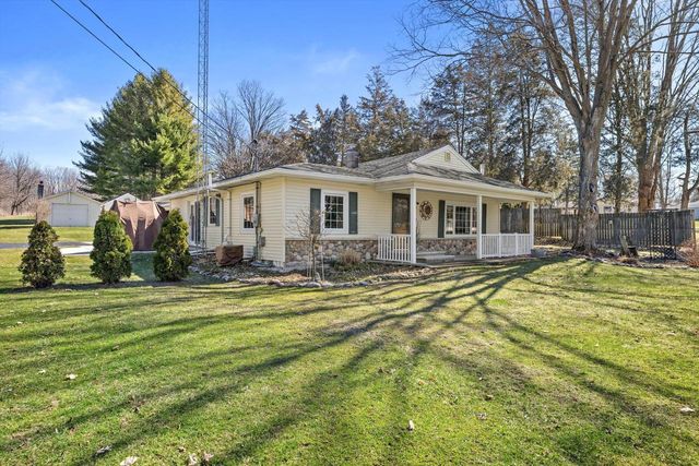 N9056 E Miramar DRIVE, East Troy, WI 53120