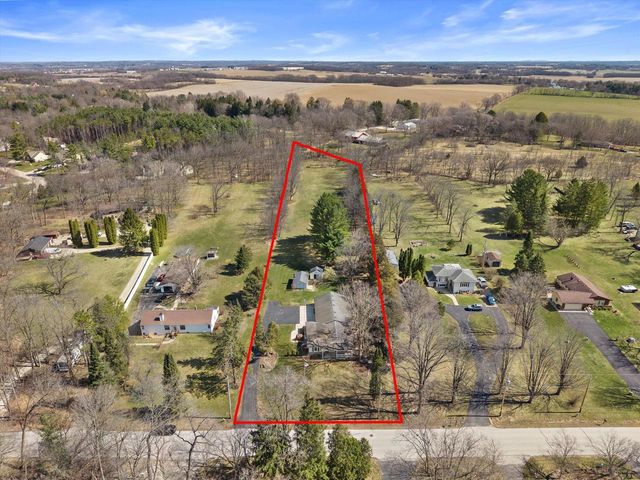 N9056 E Miramar DRIVE, East Troy, WI 53120