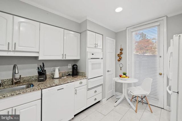 42 BOUTON GREEN CT, Baltimore, MD 21210