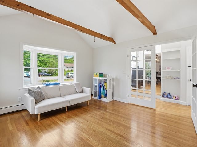 625 Turnpike St, North Andover, MA 01845