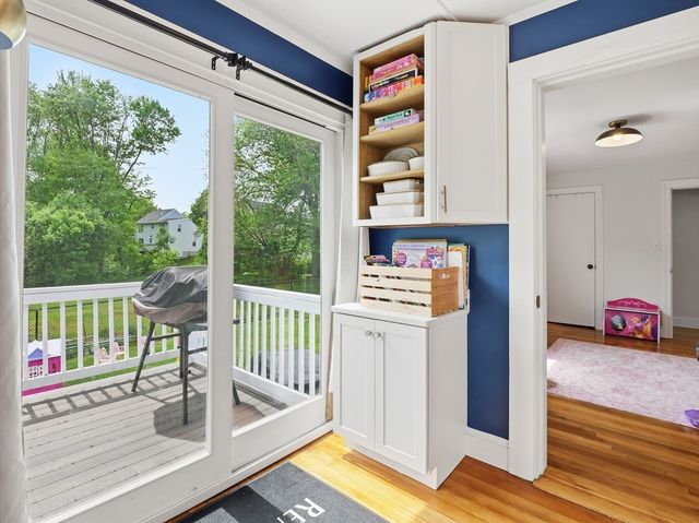 625 Turnpike St, North Andover, MA 01845