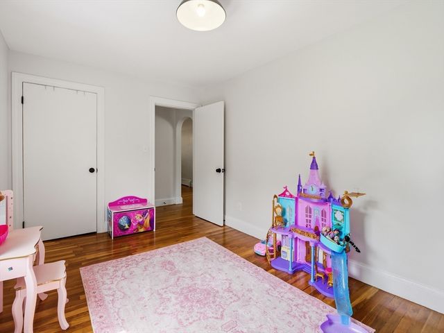 625 Turnpike St, North Andover, MA 01845