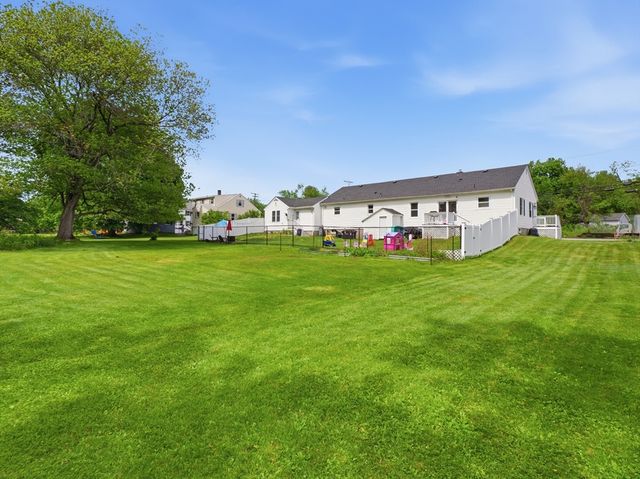 625 Turnpike St, North Andover, MA 01845