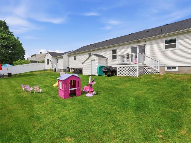 625 Turnpike St, North Andover, MA 01845