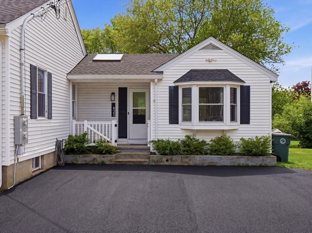 625 Turnpike St, North Andover, MA 01845